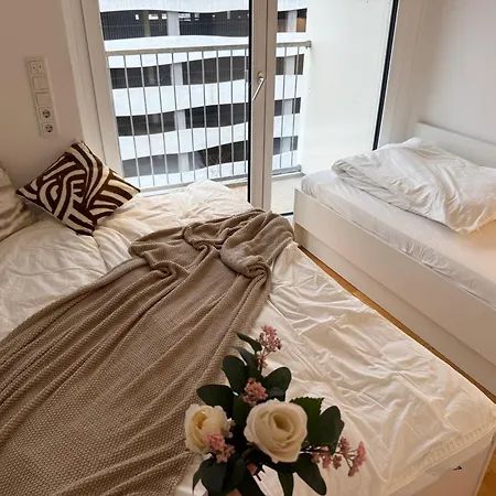 Myroom Neben Der Messe * Monachium